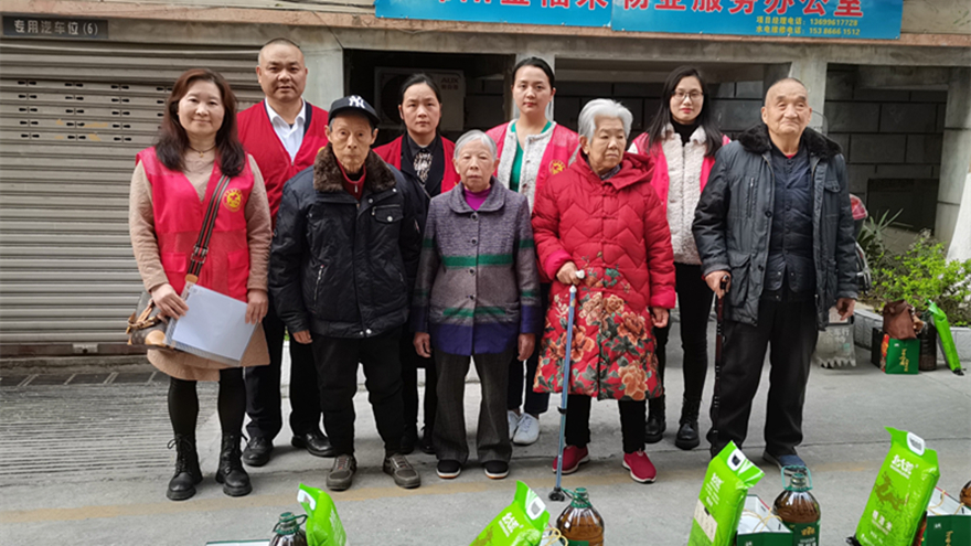 綿實(shí)股份開(kāi)展“學(xué)雷鋒見(jiàn)行動(dòng)”志愿服務(wù) 綿實(shí)股份開(kāi)展“學(xué)雷鋒見(jiàn)行動(dòng)”志愿服務(wù)