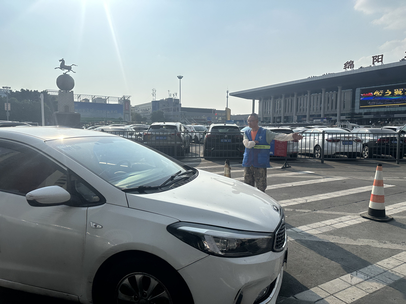 1火車站停車場疏導交通 1火車站停車場疏導交通