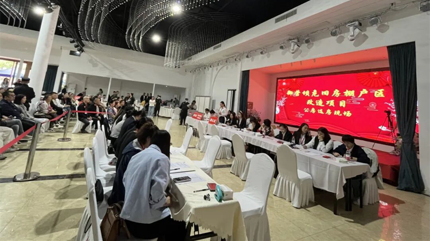 康居公司以“三心”服務(wù)完成御營(yíng)壩棚改